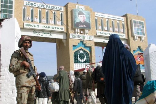 Pakistan Secretly ‘Offers Facilities and ID Cards’ to Afghans Near Durand Line – The Khaama Press News Agency
